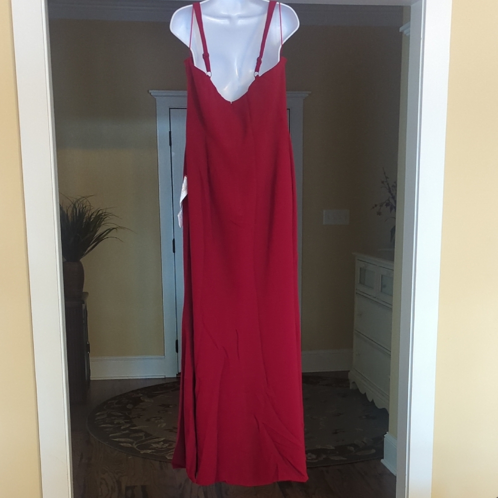 Dress the Population Garnet Sweetheart Maxi Gown for Weddings - Picture 6 of 8